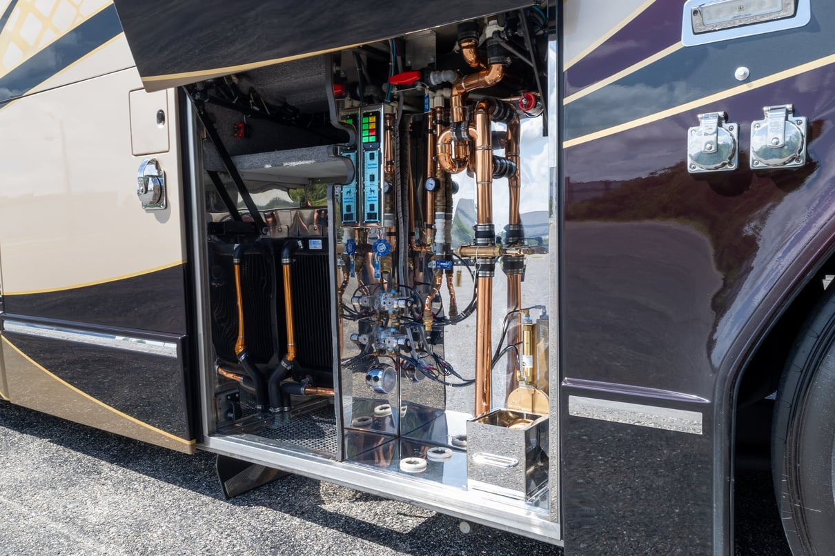 2010 Prevost Liberty H3 45 gallery image-41