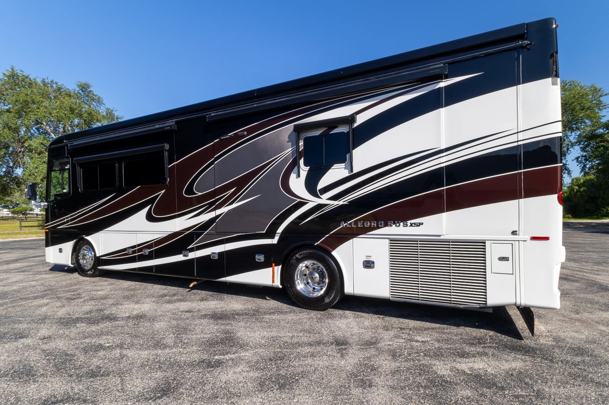 2020 Tiffin Allegro Bus 37AP gallery image-8
