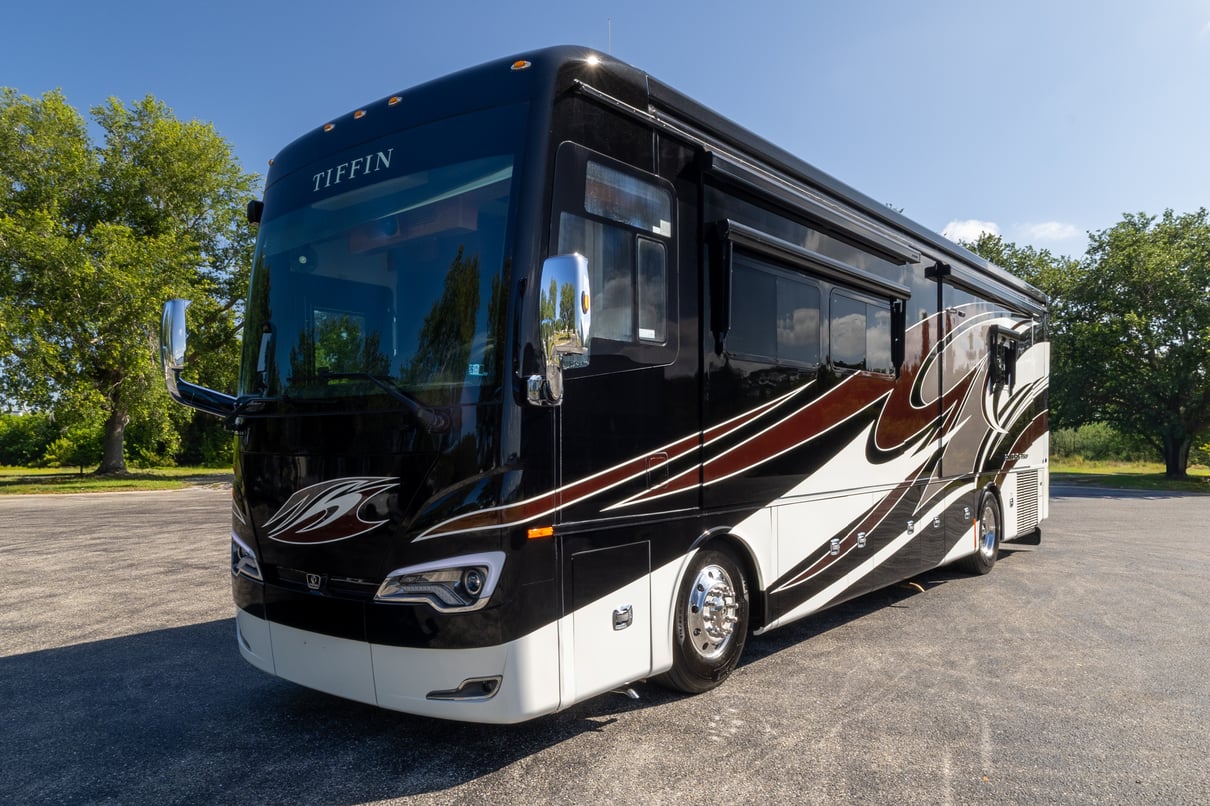 2020 Tiffin Allegro Bus 37AP gallery image-11