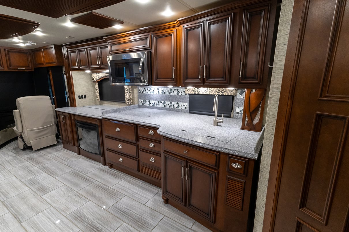 2017 Newmar Ventana 3709 gallery image-20