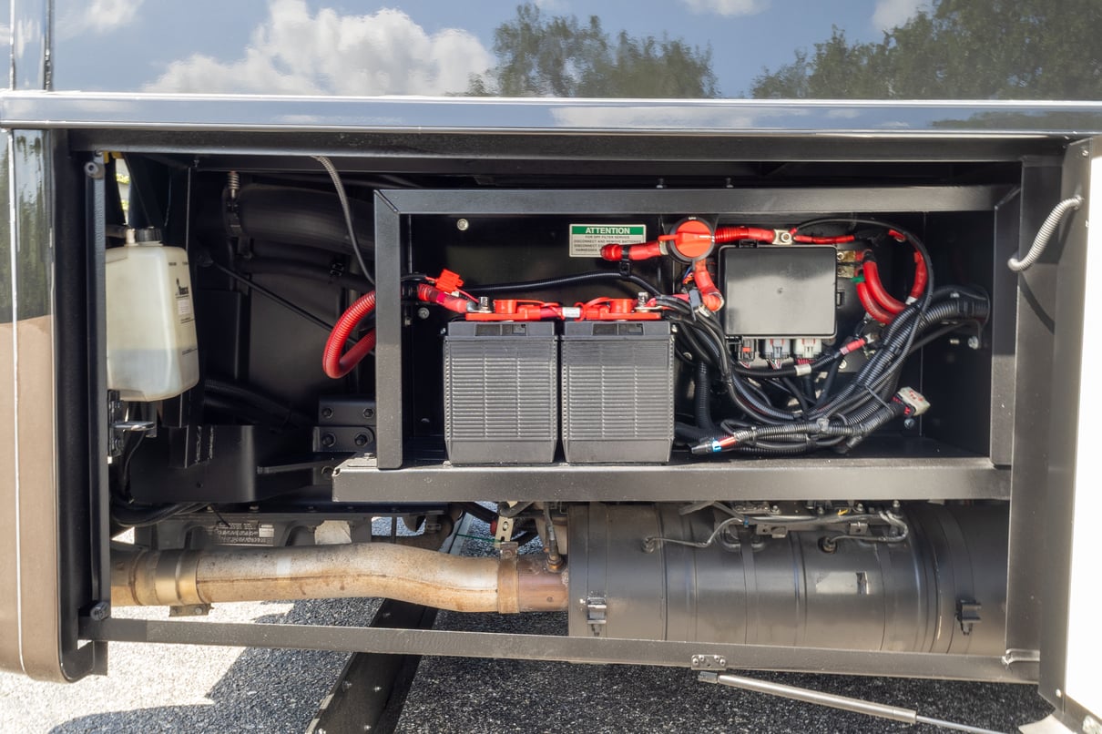 2017 Newmar Ventana 3709 gallery image-35