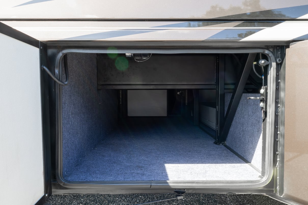 2017 Newmar Ventana 3709 gallery image-43