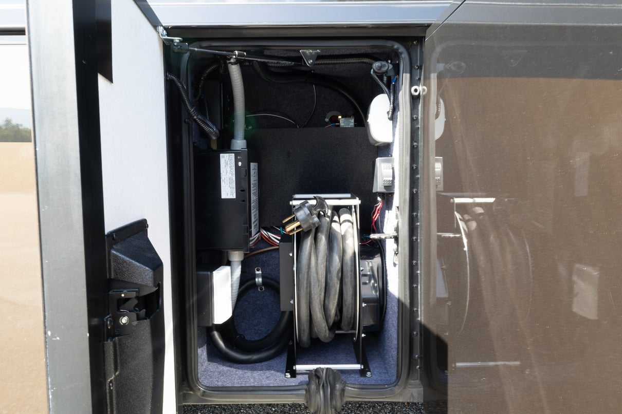 2017 Newmar Ventana 3709 gallery image-47