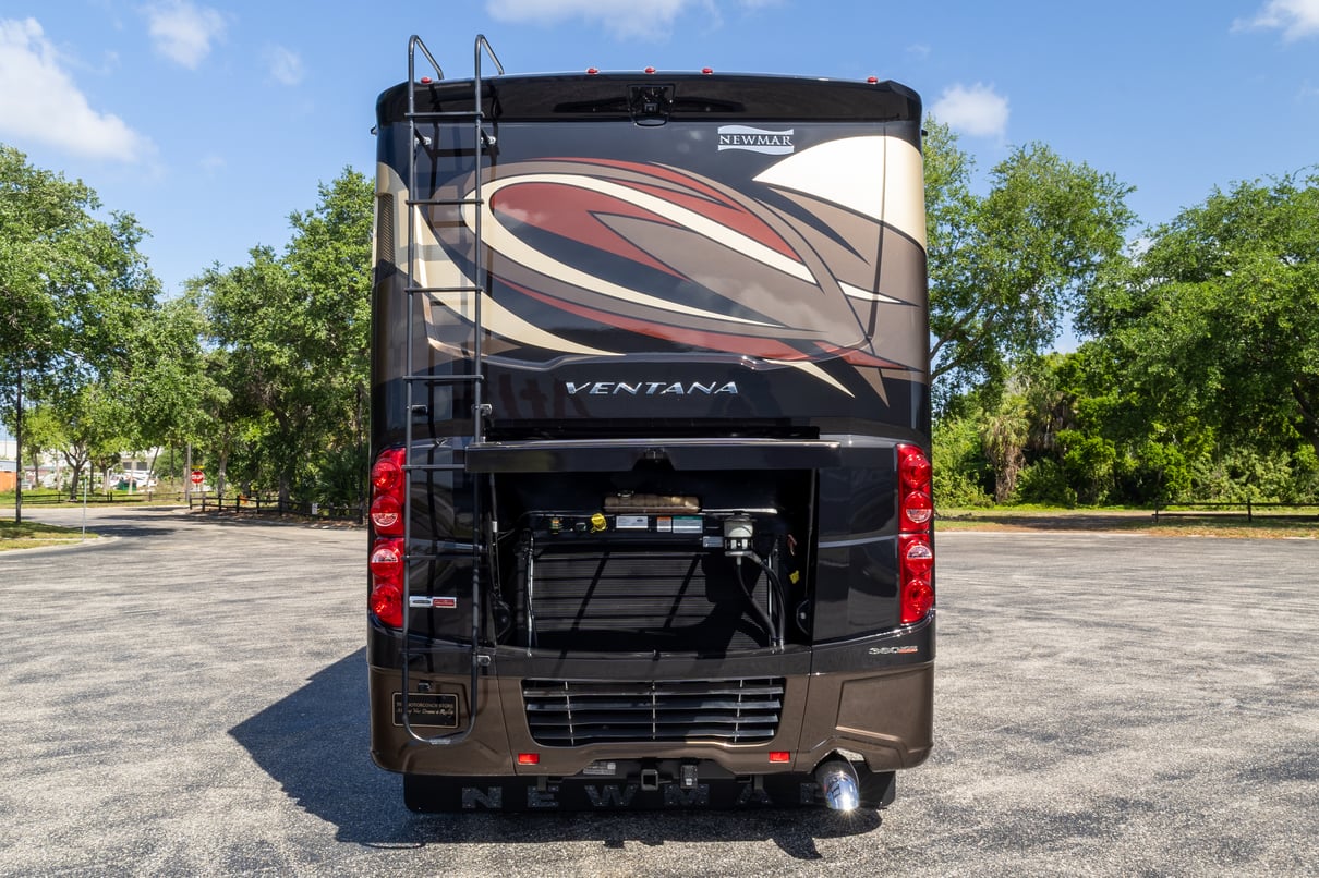 2017 Newmar Ventana 3709 gallery image-49