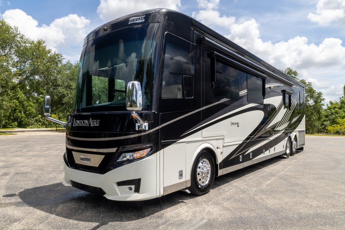 2020 Newmar London Aire 4543 gallery image-11