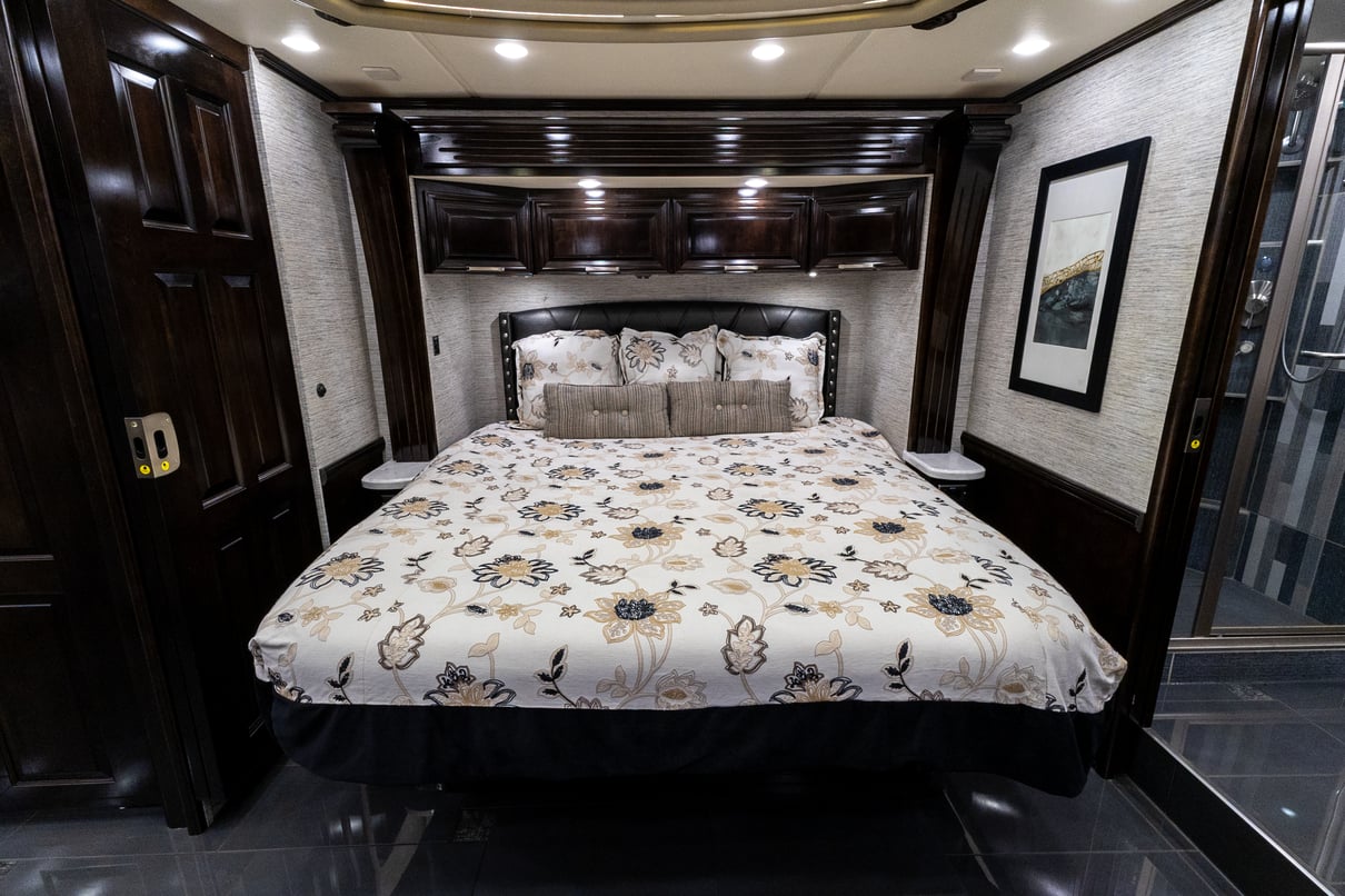 2020 Newmar London Aire 4543 gallery image-25