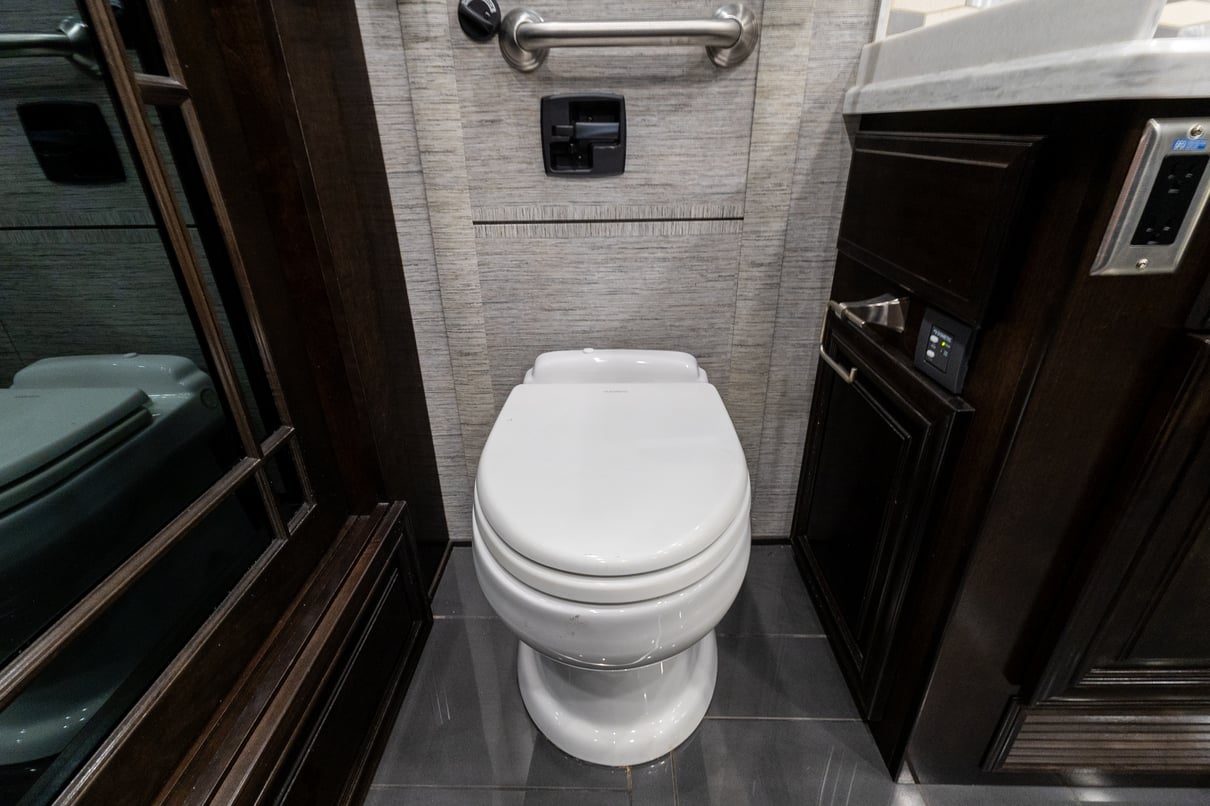 2020 Newmar London Aire 4543 gallery image-29