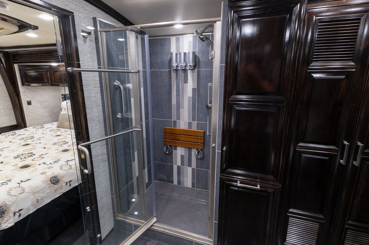 2020 Newmar London Aire 4543 gallery image-30
