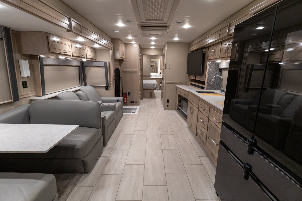 2025 Renegade XL X43 DB gallery image-14