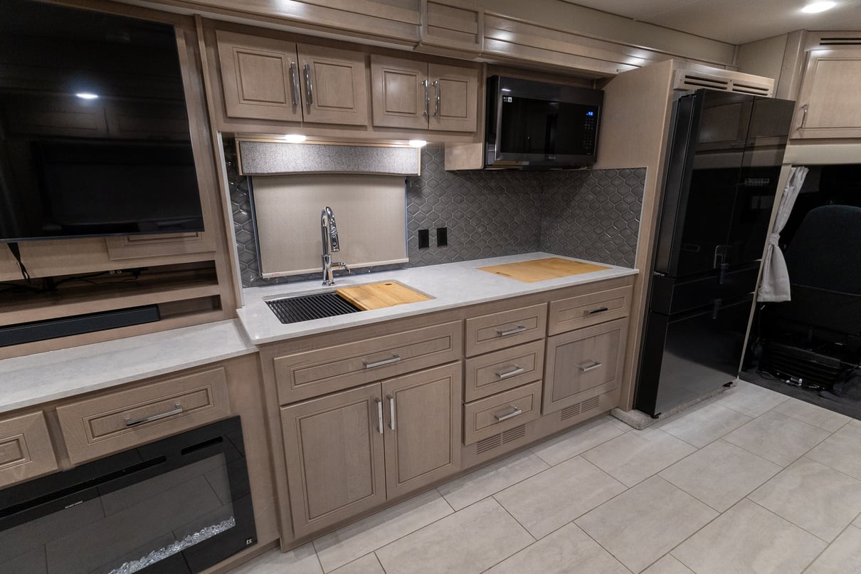 2025 Renegade XL X43 DB gallery image-20