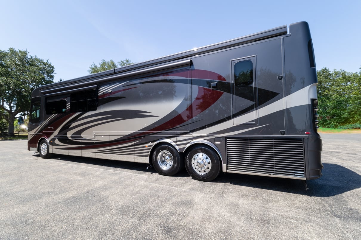 2020 Newmar King Aire 4569 gallery image-8