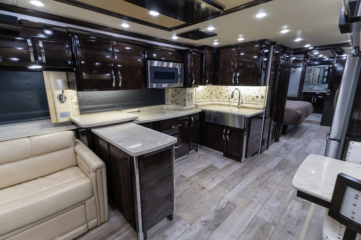 2020 Newmar King Aire 4569 gallery image-18