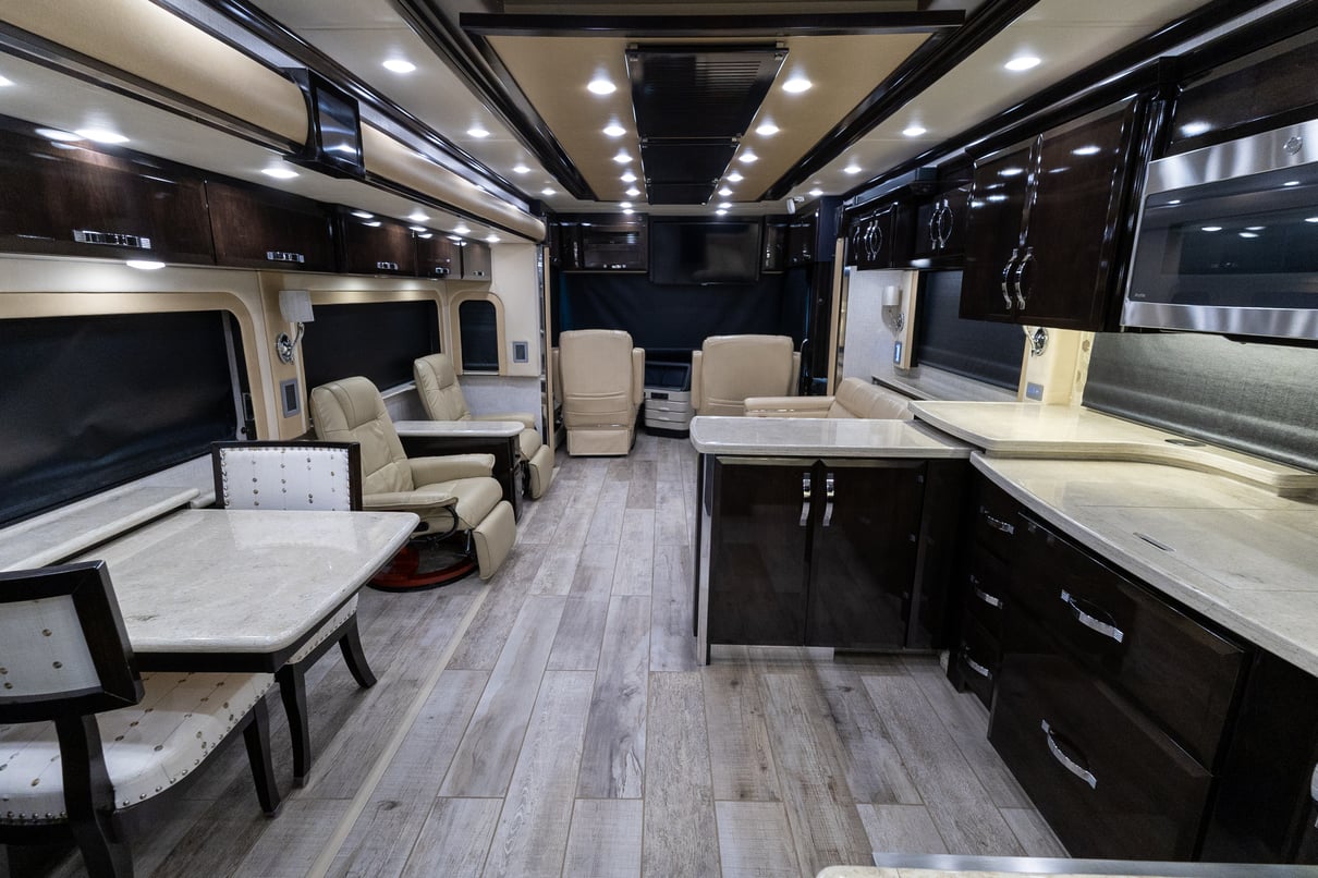 2020 Newmar King Aire 4569 gallery image-21