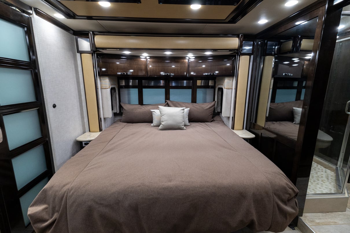 2020 Newmar King Aire 4569 gallery image-25