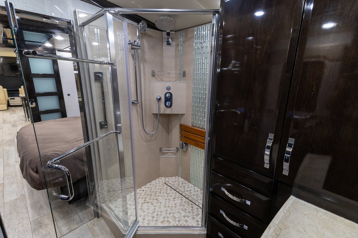 2020 Newmar King Aire 4569 gallery image-29