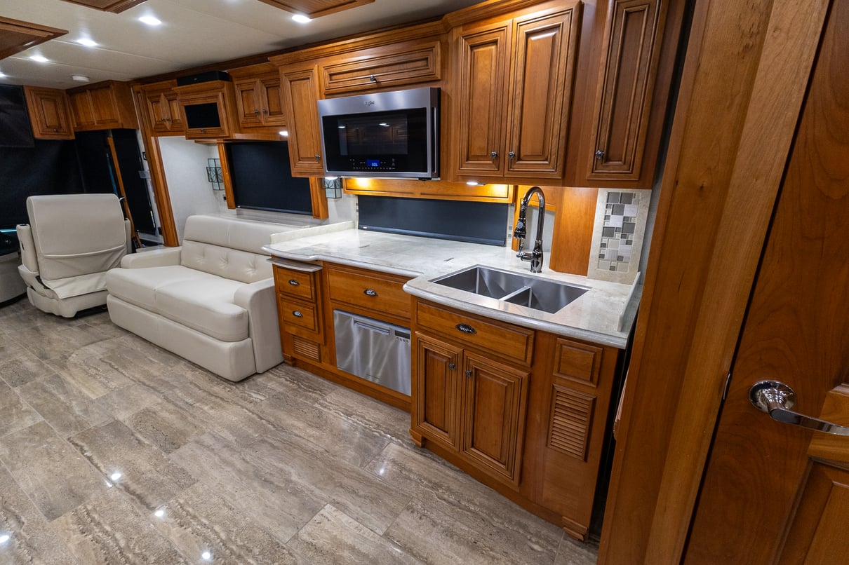2019 Newmar Dutch Star 4369 gallery image-20