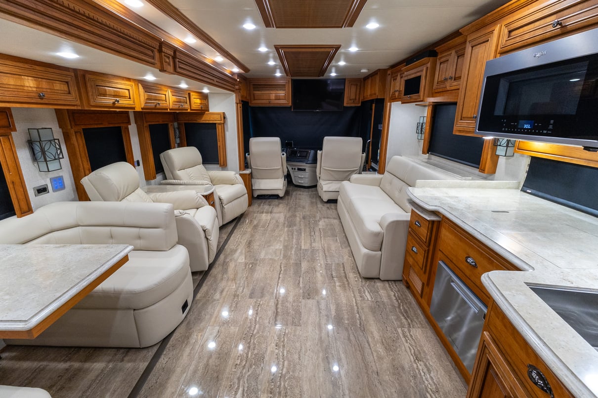 2019 Newmar Dutch Star 4369 gallery image-21