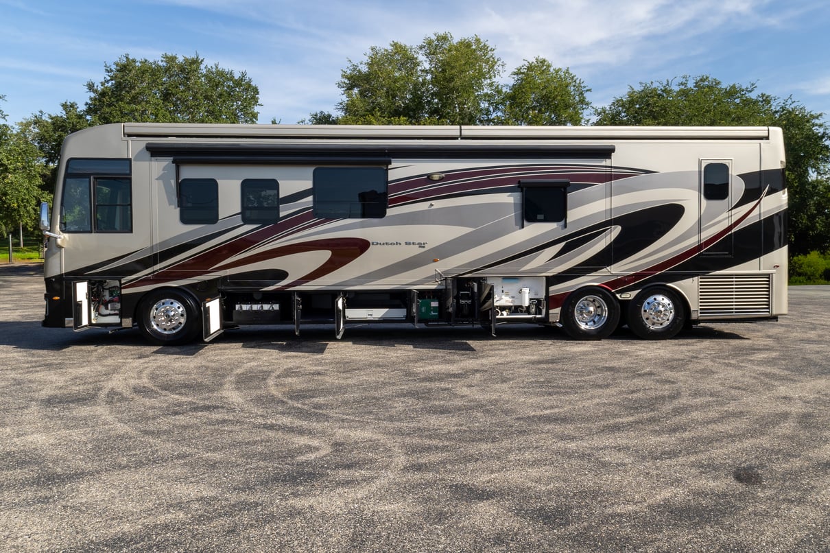 2019 Newmar Dutch Star 4369 gallery image-33