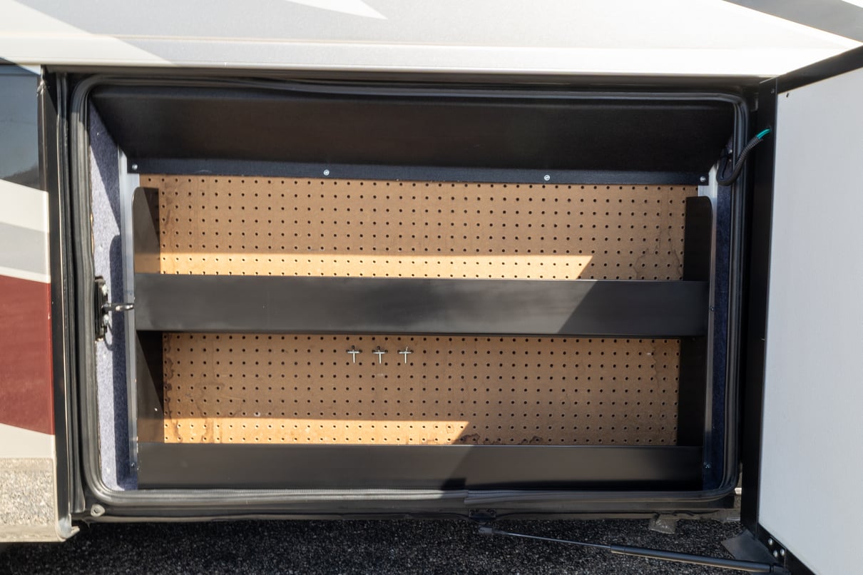 2019 Newmar Dutch Star 4369 gallery image-36