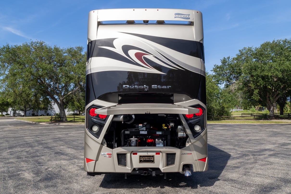 2019 Newmar Dutch Star 4369 gallery image-49
