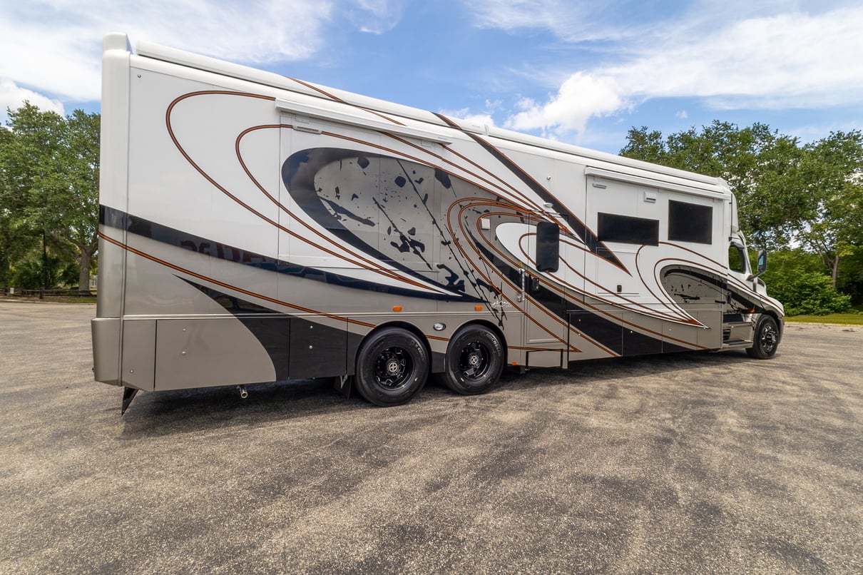 2026 SHOWHAULER ADVENTURE A4502 gallery image-4