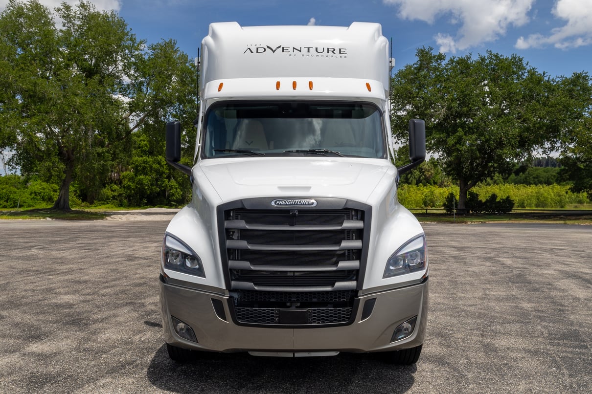 2026 SHOWHAULER ADVENTURE A4502 gallery image-12