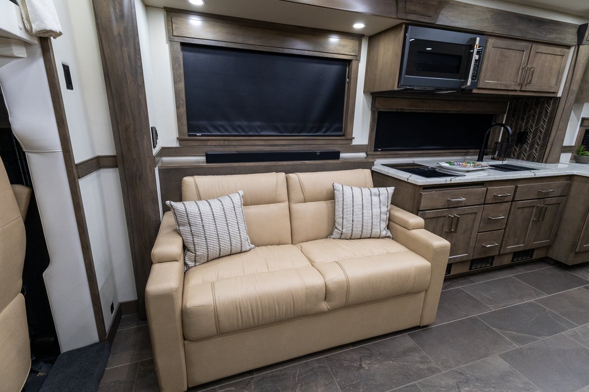 2026 SHOWHAULER ADVENTURE A4502 gallery image-18