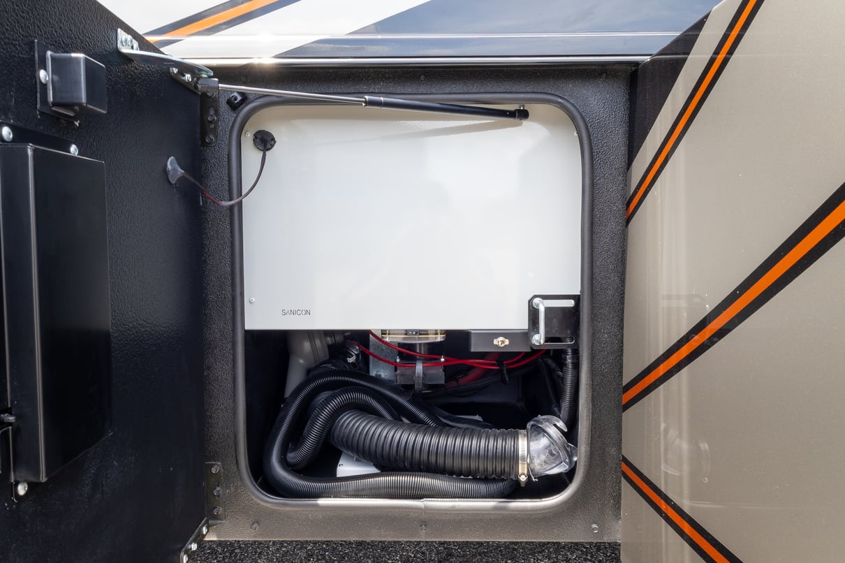 2026 SHOWHAULER ADVENTURE A4502 gallery image-46