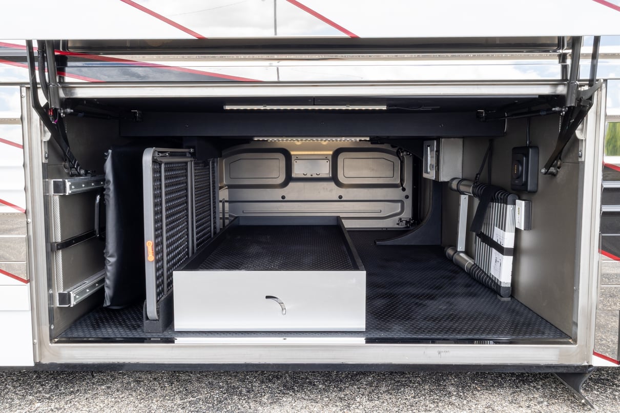 2023 Prevost Millennium X3 45 gallery image-40