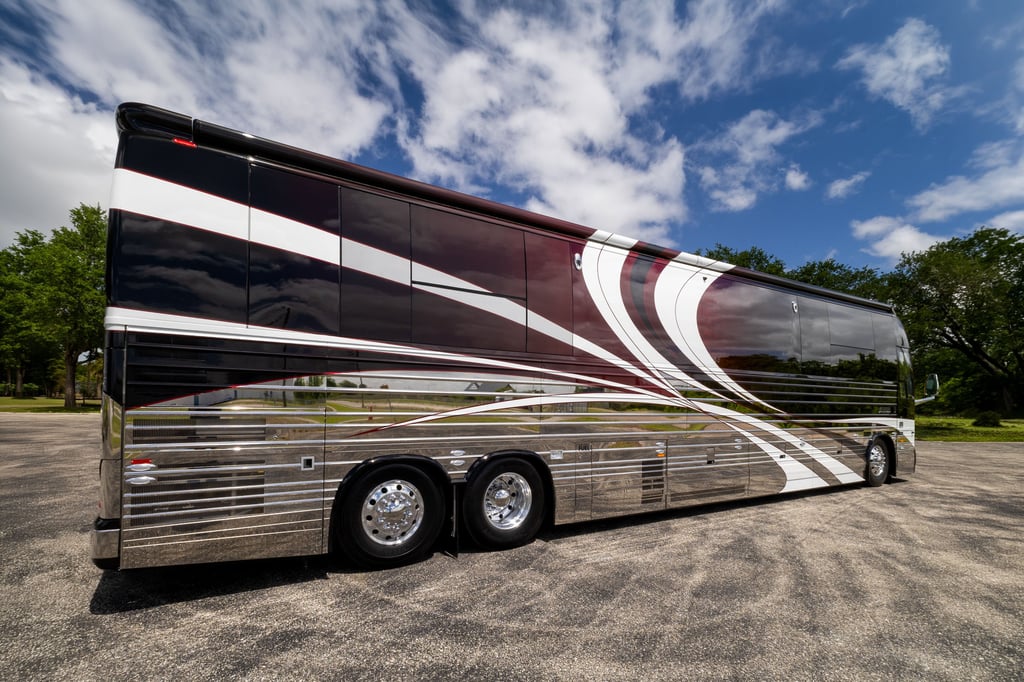 2023 Prevost Millennium X3 45