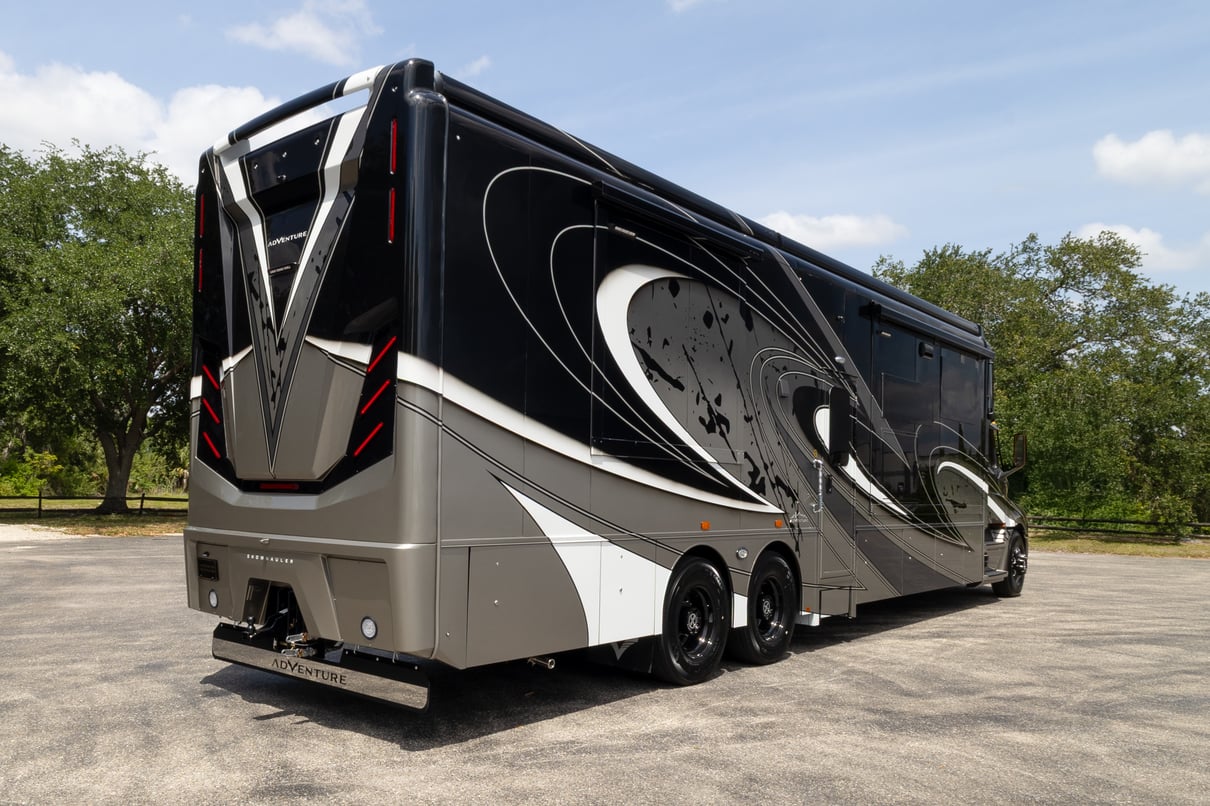 2026 SHOWHAULER ADVENTURE A4502 gallery image-5