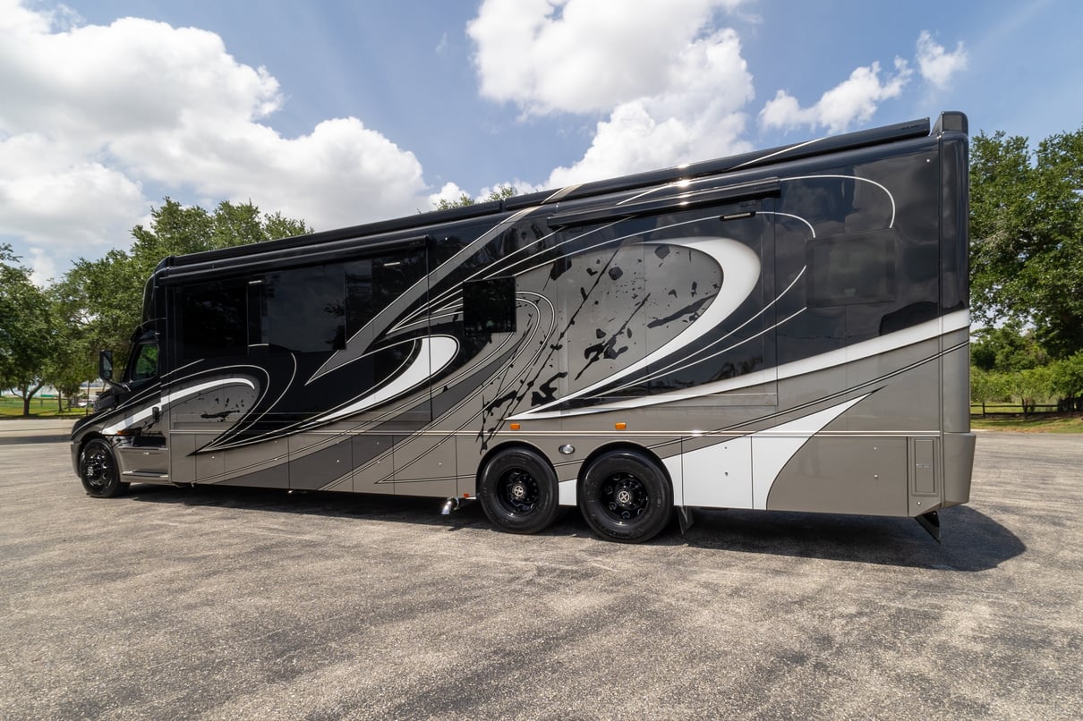 2026 SHOWHAULER ADVENTURE A4502 gallery image-8