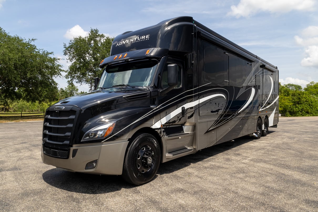 2026 SHOWHAULER ADVENTURE A4502 gallery image-11