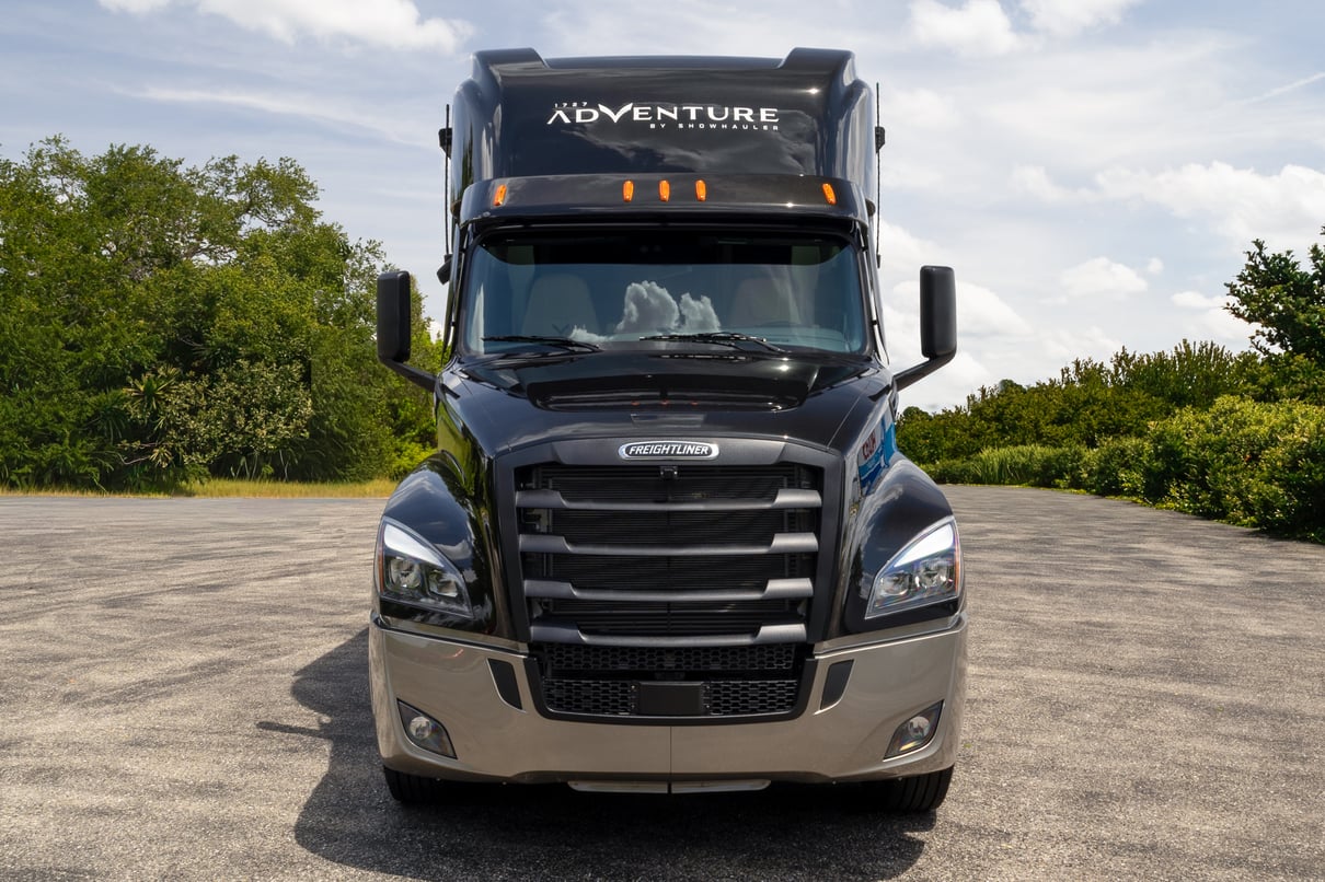 2026 SHOWHAULER ADVENTURE A4502 gallery image-12