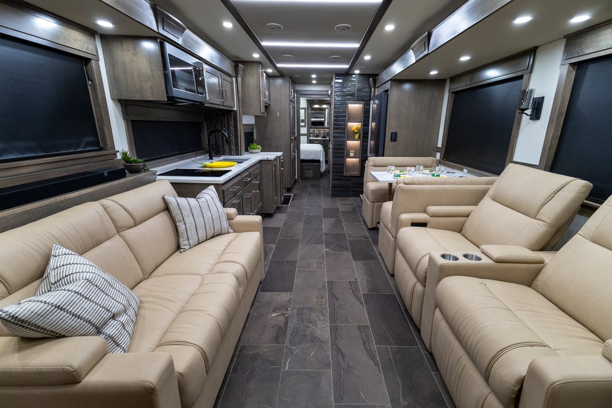 2026 SHOWHAULER ADVENTURE A4502 gallery image-15