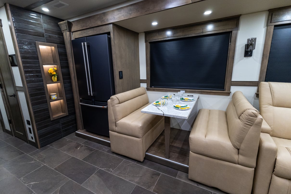 2026 SHOWHAULER ADVENTURE A4502 gallery image-17