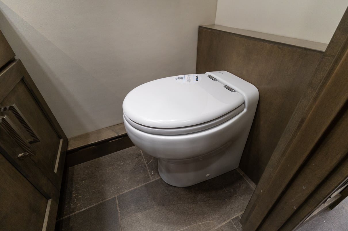 2026 SHOWHAULER ADVENTURE A4502 gallery image-25