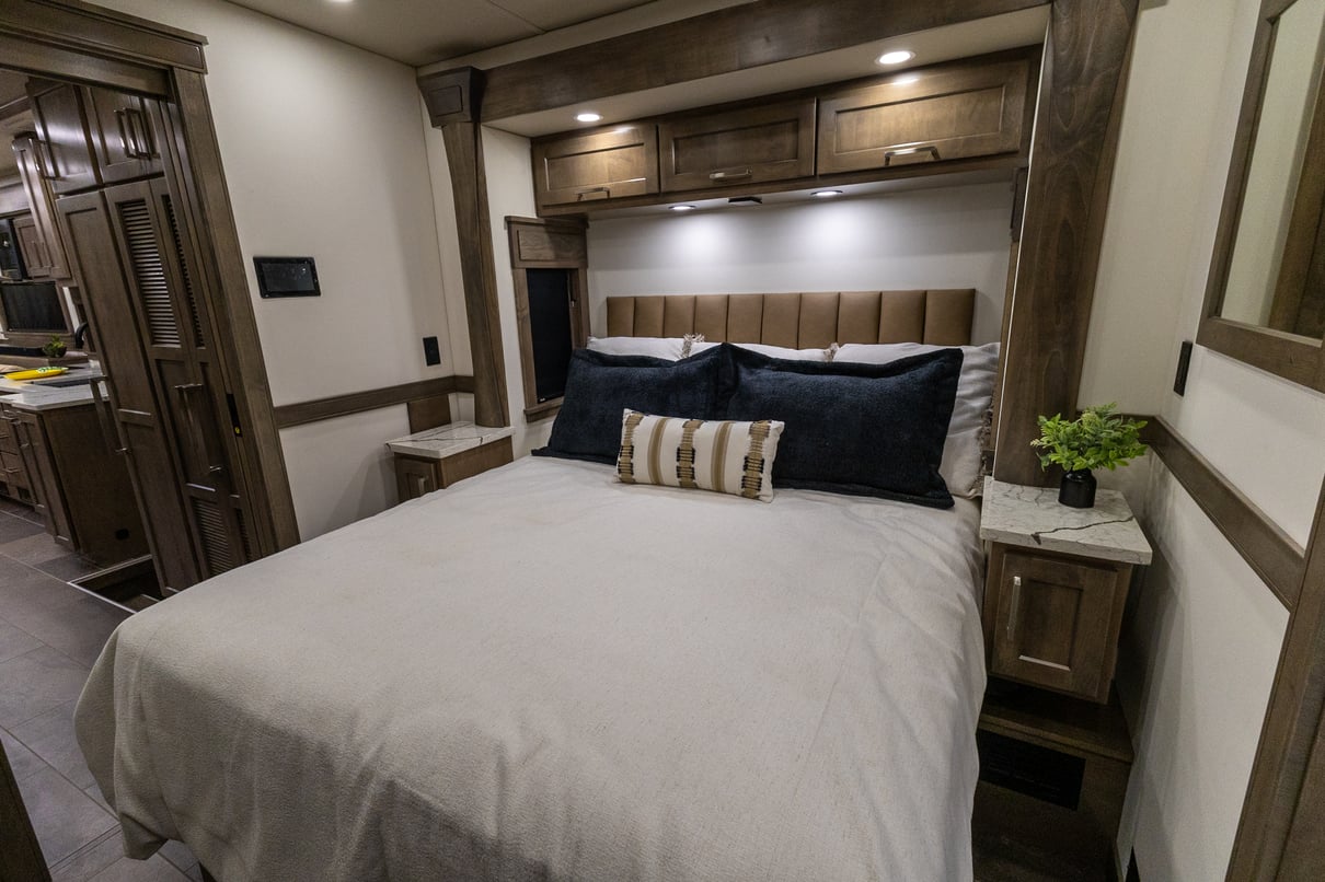 2026 SHOWHAULER ADVENTURE A4502 gallery image-28