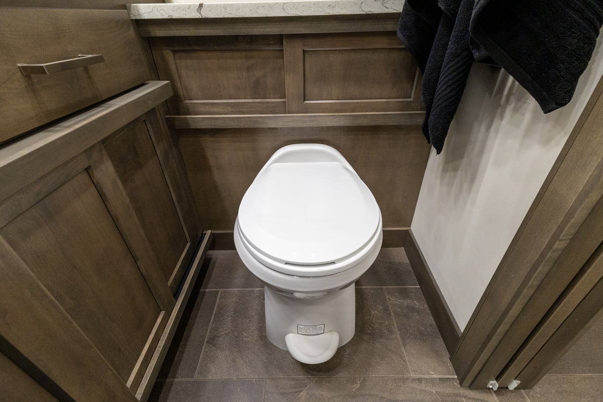 2026 SHOWHAULER ADVENTURE A4502 gallery image-32