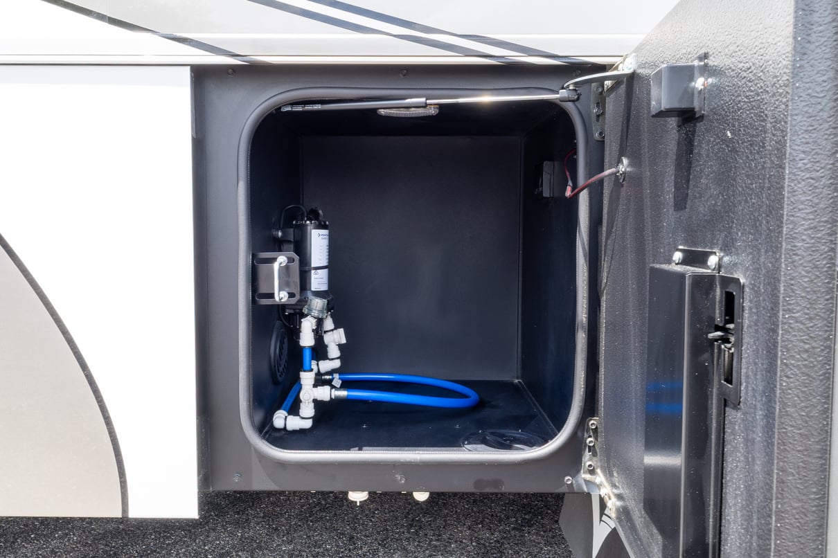 2026 SHOWHAULER ADVENTURE A4502 gallery image-37