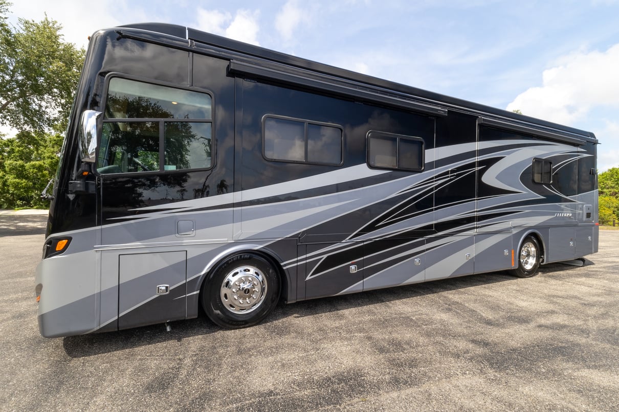 2022 Tiffin Allegro Red 37PA gallery image-10