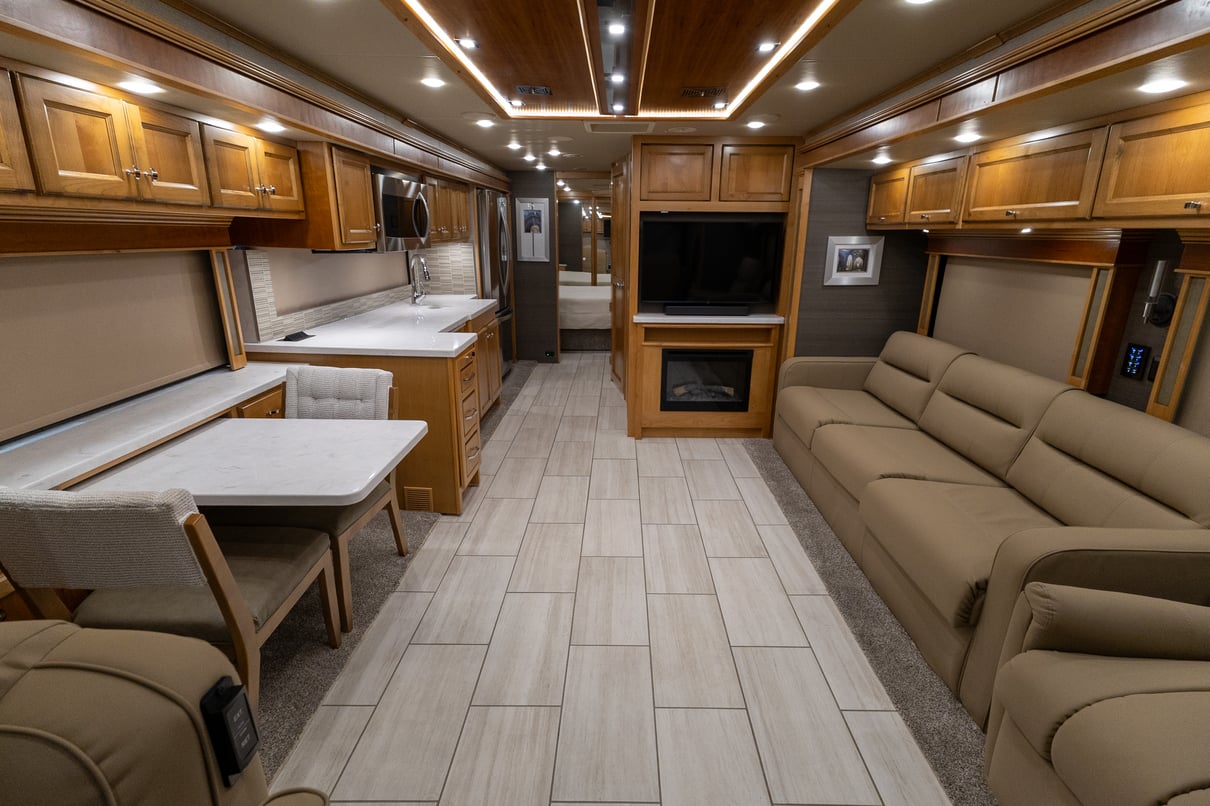 2022 Tiffin Allegro Red 37PA gallery image-14