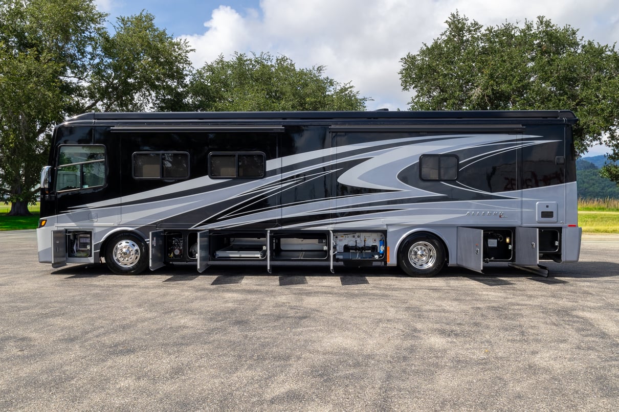 2022 Tiffin Allegro Red 37PA gallery image-30