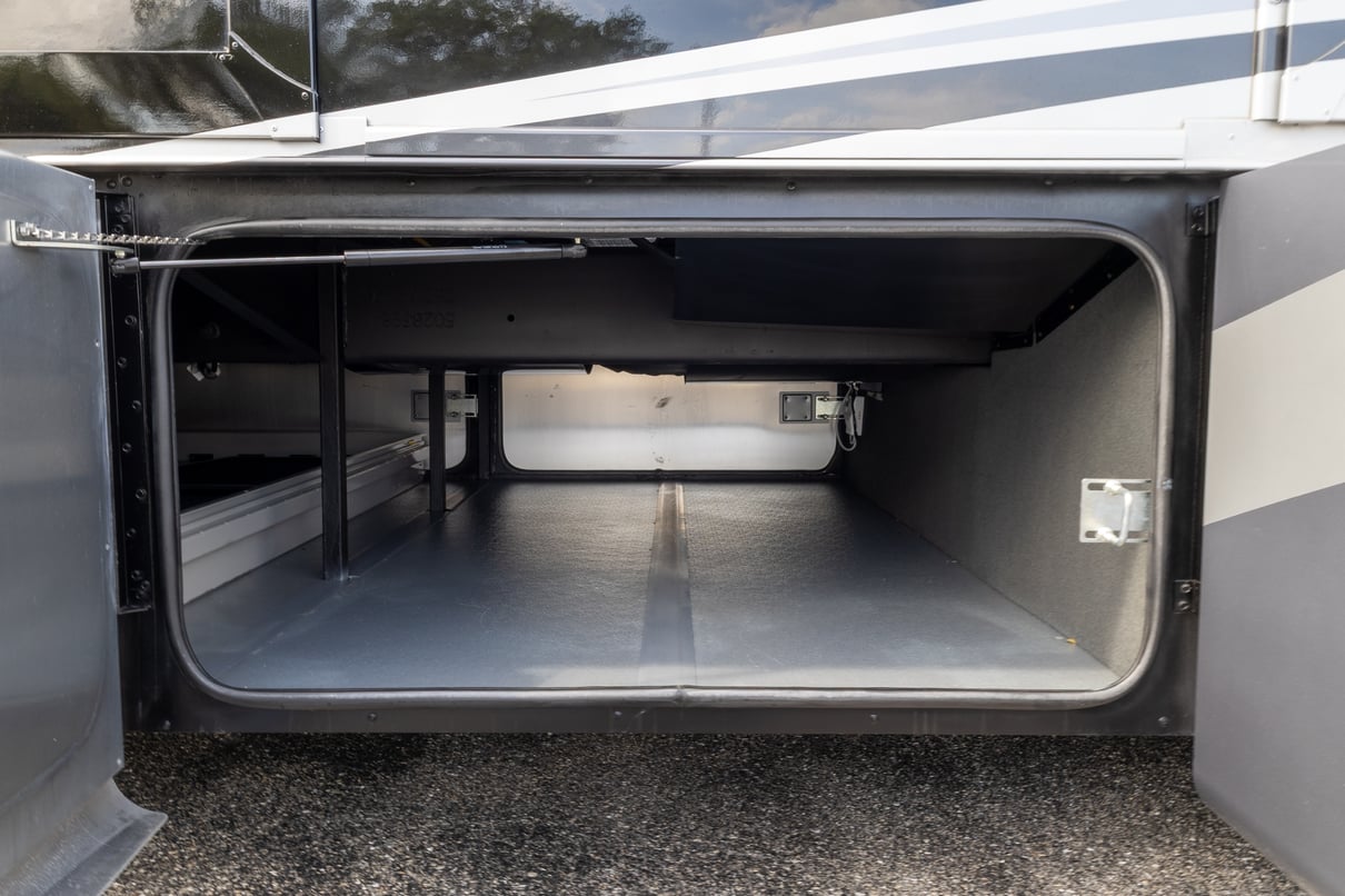 2022 Tiffin Allegro Red 37PA gallery image-41