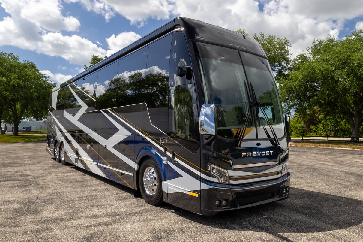 2026 Prevost Loki H3 45 LC023 gallery image-1