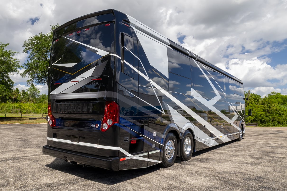 2026 Prevost Loki H3 45 LC023 gallery image-5