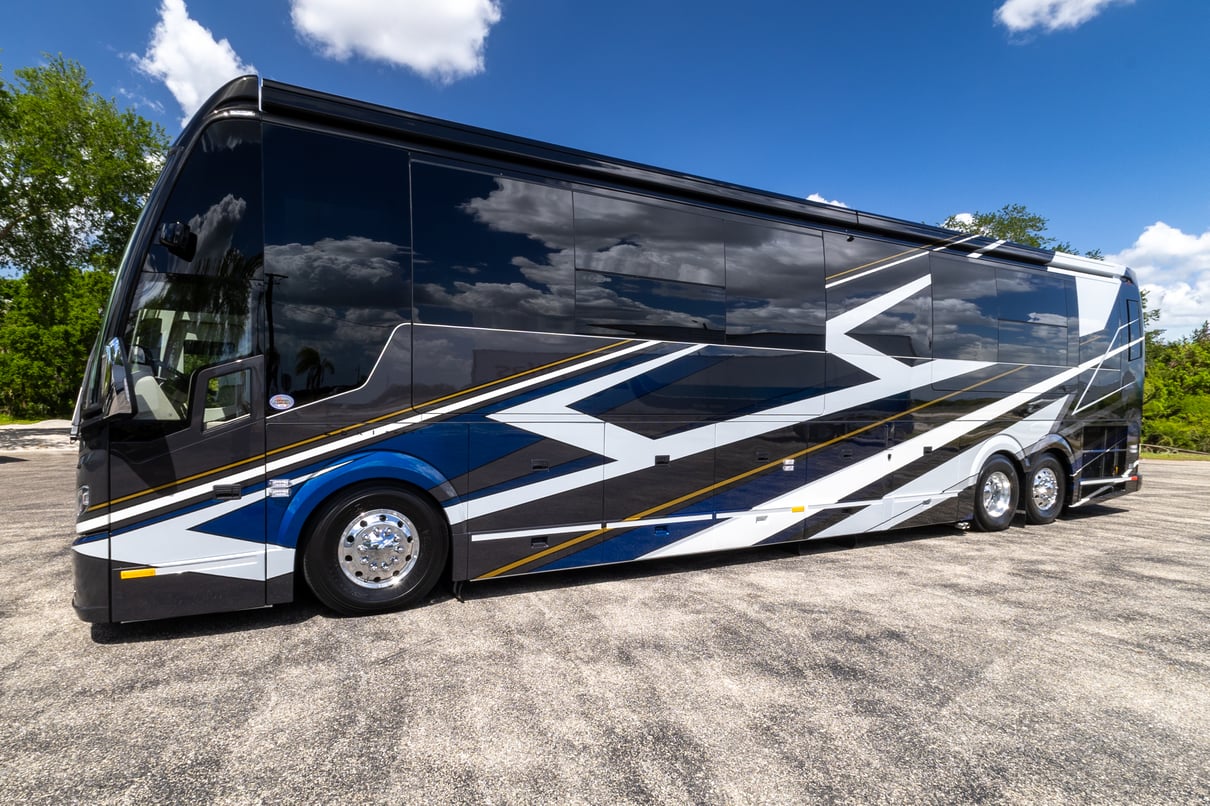 2026 Prevost Loki H3 45 LC023 gallery image-10