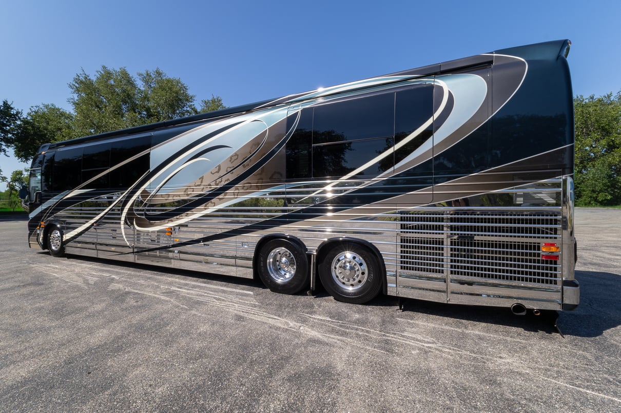 2006 Prevost Country Coach XL II gallery image-8