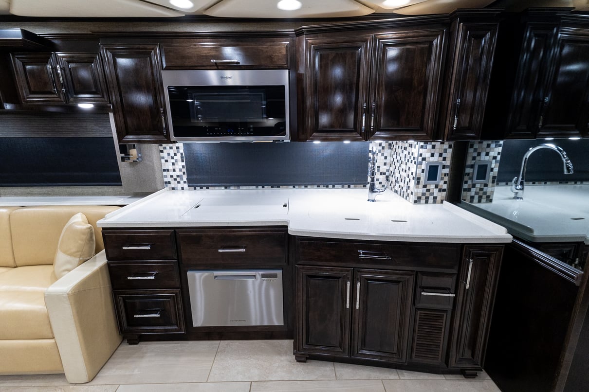 2020 Newmar Mountain Aire 4551 gallery image-19