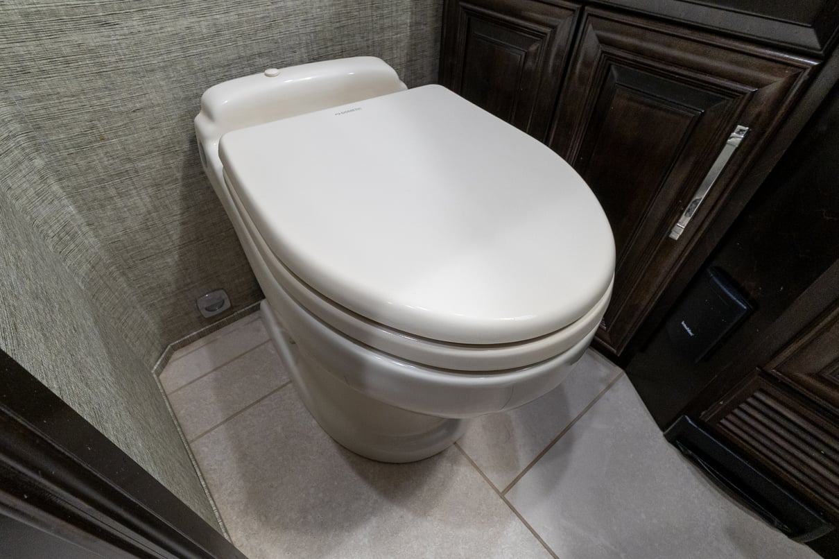 2020 Newmar Mountain Aire 4551 gallery image-23